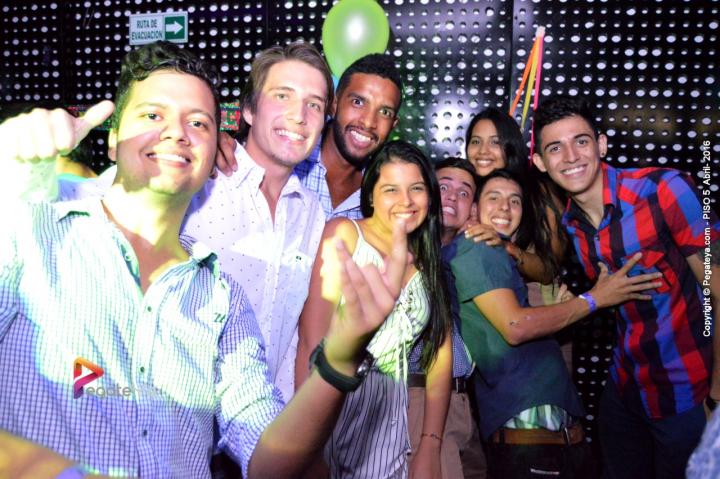 Foto 25 de PISO V - Sabado 2 de abril 2016 en Bar Piso V Bucaramanga, Bucaramanga