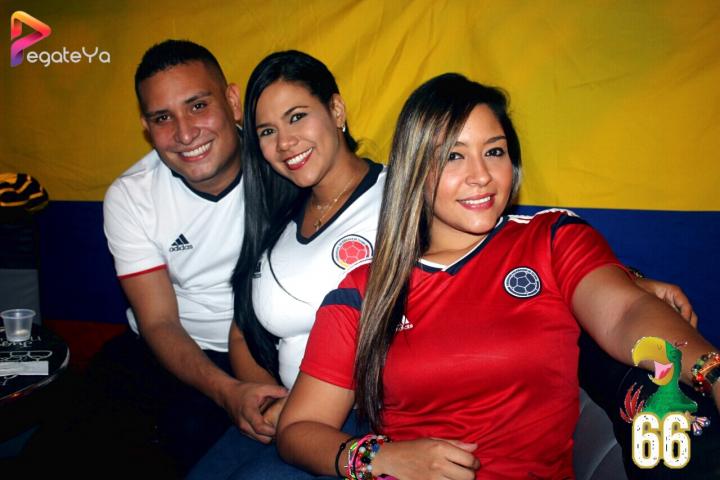 Foto 12 de La Lora 2do / 3er Fds Junio 2016 en La Lora Bar, Cali