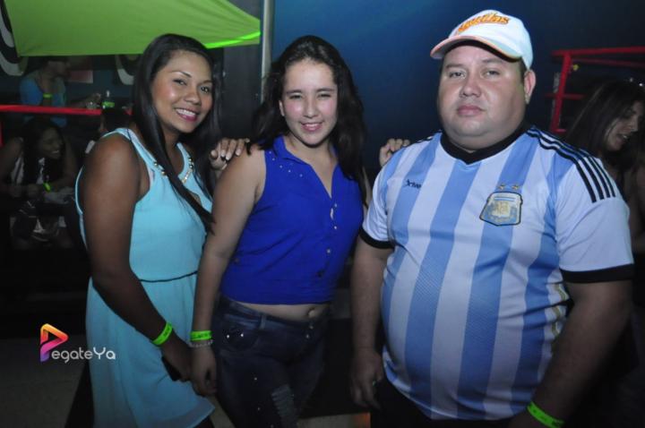 Foto 54 de El Manicomio sábado 06 de junio 2015 en Discoteca El Manicomio Bucaramanga, Bucaramanga