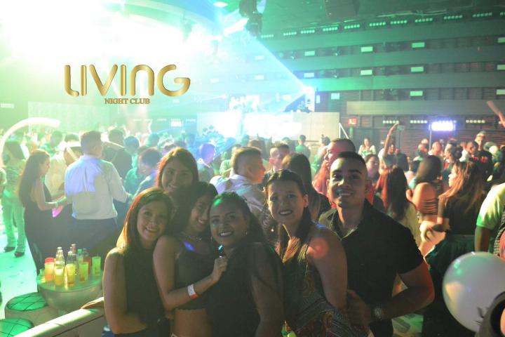 Foto 40 de Living - 1er Fds Junio 2017 en Living Night Club, Cali