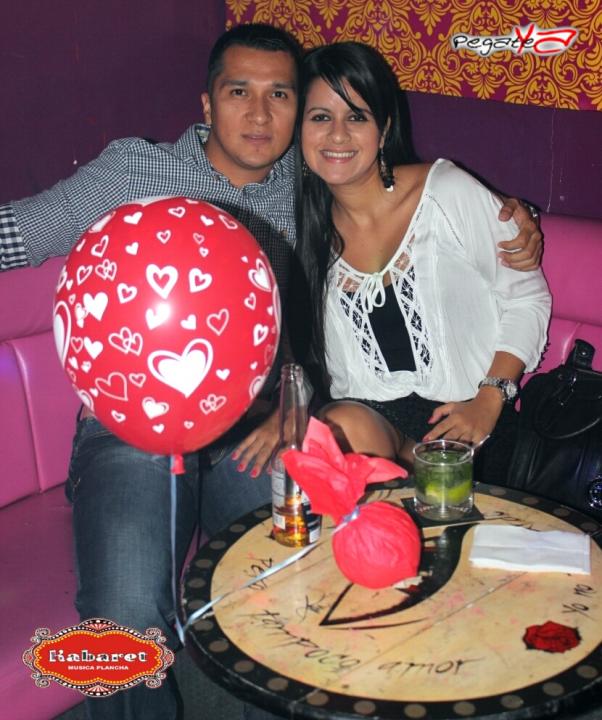 Foto 32 de Kabaret Bar - Amor y Amistad en Kabaret - Granada, Cali