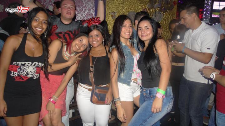 Foto 70 de Bendito Seas - 1er FDS Octubre en Discoteca Bendito Seas Medellin, Medellín