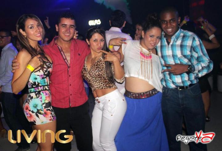 Foto 66 de Living Night Club - Oct 11 en Living Night Club, Cali