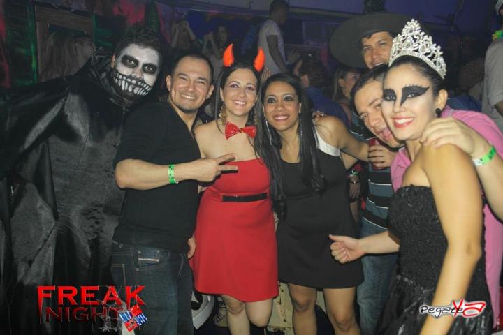 Foto 433 de Lolas - Halloween 2014 en Lolas Club Menga Cali, Cali