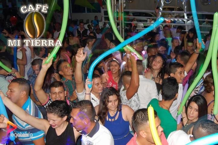 Foto 37 de Cafe Mi Tierra - 2do FDS Mar 2016 en Cafe Mi Tierra, Cali