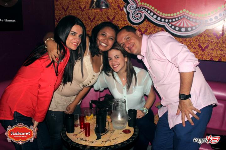 Foto 4 de Kabaret Bar - 3er FDS Octubre en Kabaret - Granada, Cali