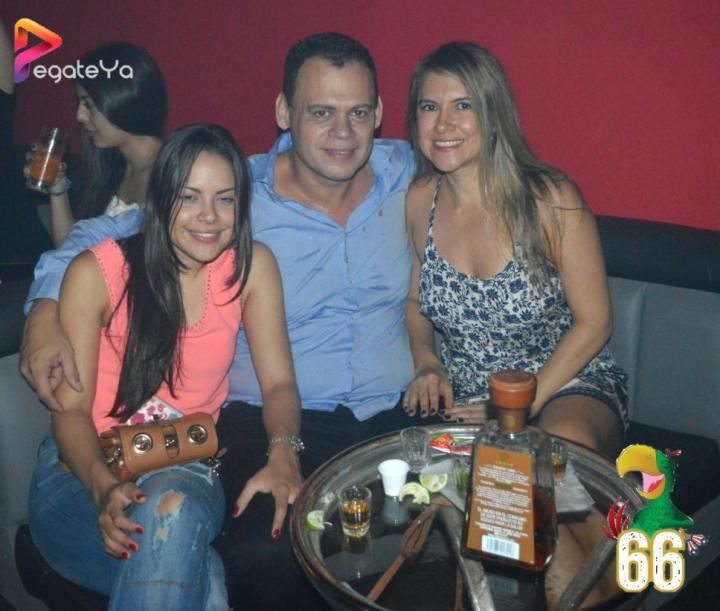 Foto 21 de La lora Bar - 3er Fds Mayo 2016 en La Lora Bar, Cali
