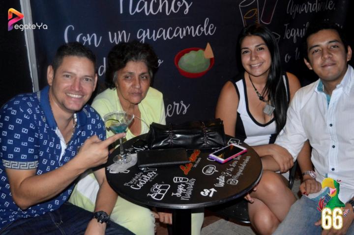 Foto 10 de La Lora Bar - 3er FDS Febrero 2016 en La Lora Bar, Cali