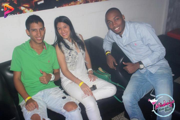 Foto 9 de Midaju - 3er FDS Oct 2015 en Midaju Bar