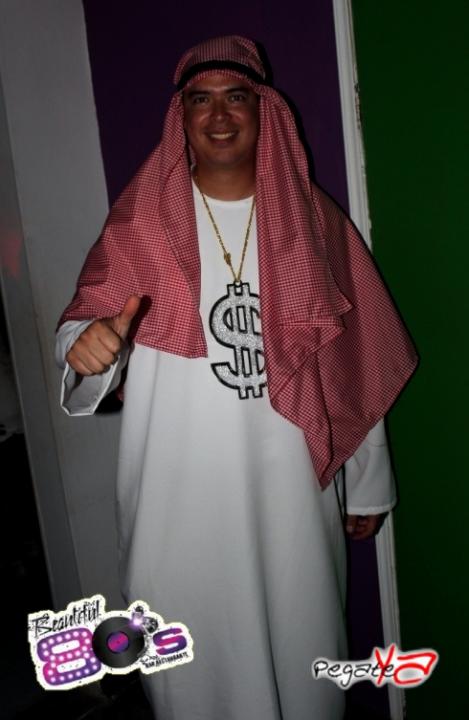 Foto 30 de Beautiful 80`s - Halloween 2014 en Beautiful 80`s Cali, Cali