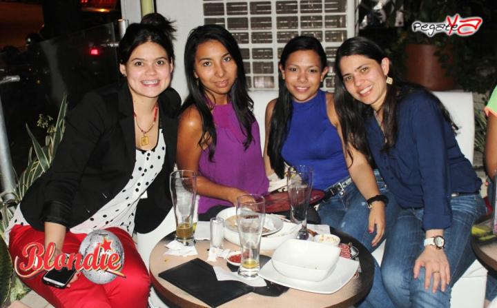 Foto 10 de Blondie - 1er FDS Nov 2014 en Blondie Bar Cali, Cali