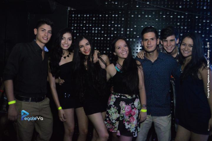 Foto 28 de Bar Bling - viernes 16 oct 2015 en Bar Bling Bucaramanga, Bucaramanga