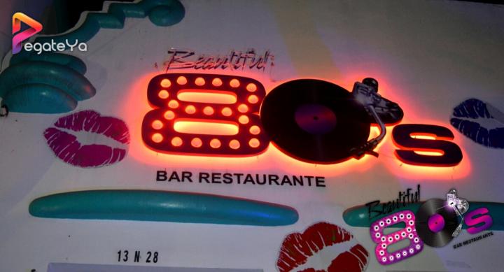 Foto 12 de Beautiful 80`s - Halloween 2015 en Beautiful 80`s Cali, Cali