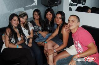 Foto 57 de Luxury 27 Abril en Discoteca Luxury Medellin, Medellín