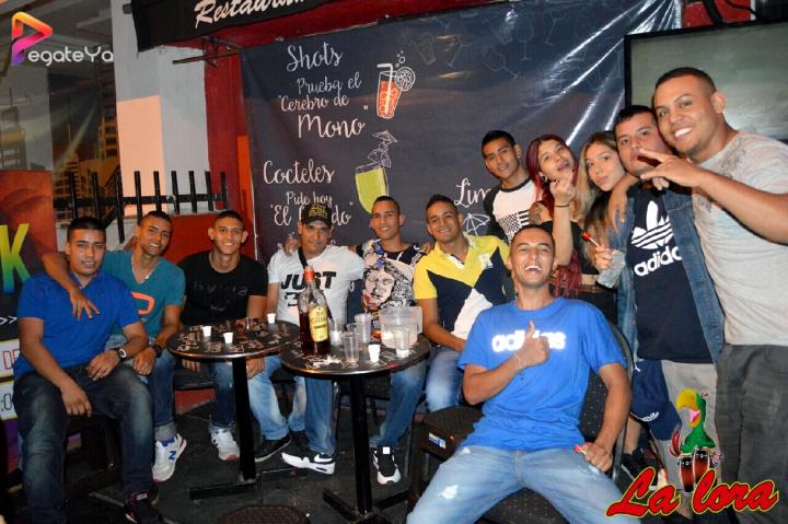 Foto 13 de La lora Bar - FERIA DE CALI Dic 2016 en La Lora Bar, Cali