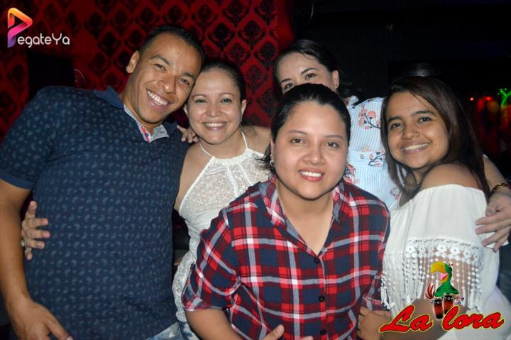 Foto 3 de La Lora - 1er Fds Junio 2017 en La Lora Bar, Cali