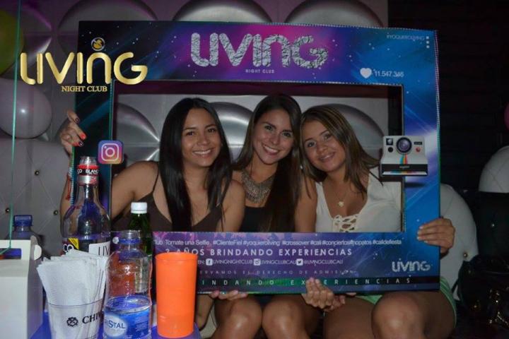 Foto 20 de Living Night Club - 2do/3er fds Junio en Living Night Club, Cali