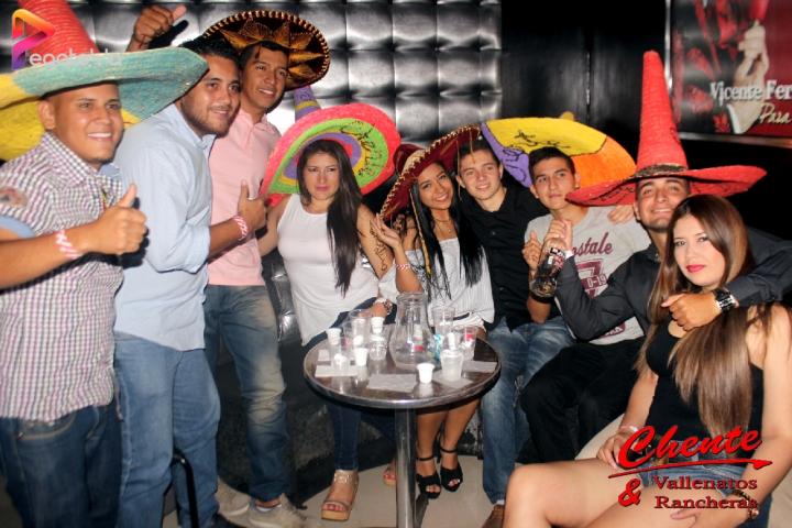 Foto 23 de Chente - Amor & Amistad 2016 en CHENTE Vallenatos y Rancheras, Cali