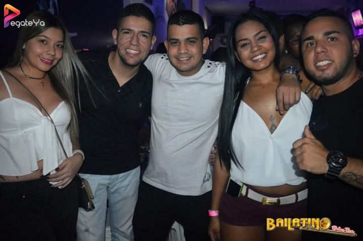 Foto 10 de Bailatino - 2do Fds Febrero 2017 en Bailatino - Bar, Cali