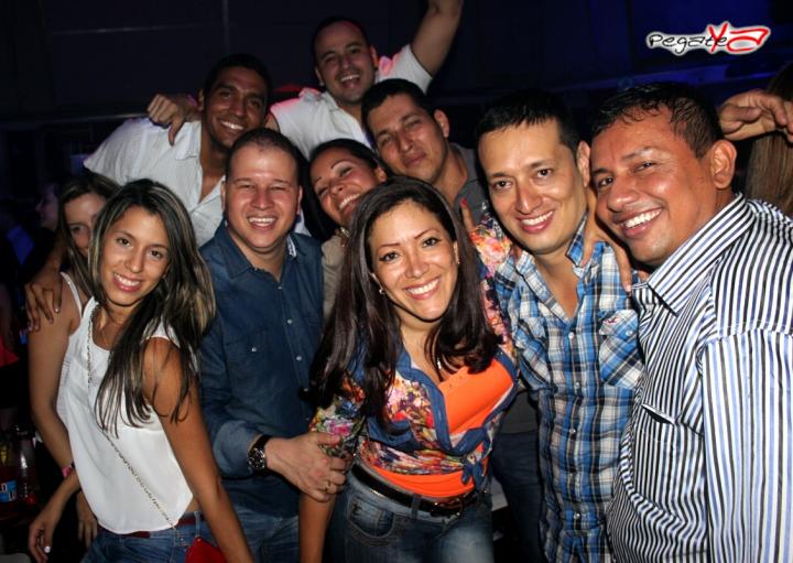 Foto 81 de Lolas Club - Amor y Amistad en Lolas Club Menga Cali, Cali