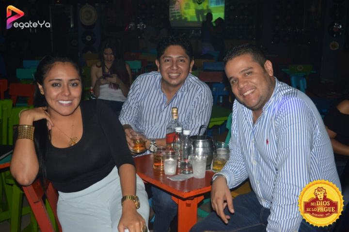 Foto 40 de Mi Dios Se LO Pague - 4to Fds Abril 2016 en Fonda Mi Dios Se Lo Pague, Cali