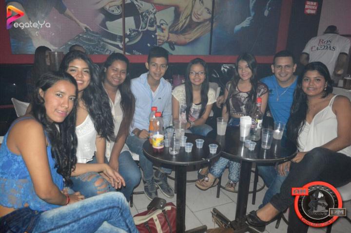 Foto 14 de Ampm Bar - 4TO Fds Abril 2016 en Am / PM Bar - Cali, Cali