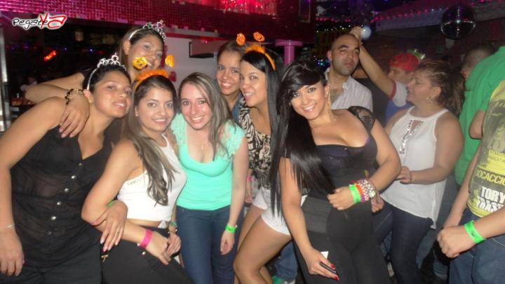 Foto 71 de Bendito Seas - 1er FDS Octubre en Discoteca Bendito Seas Medellin, Medellín