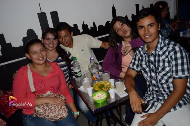 Foto 15 de New York sábado 18 de julio 2015 en Discoteca New York Bucaramanga, Bucaramanga