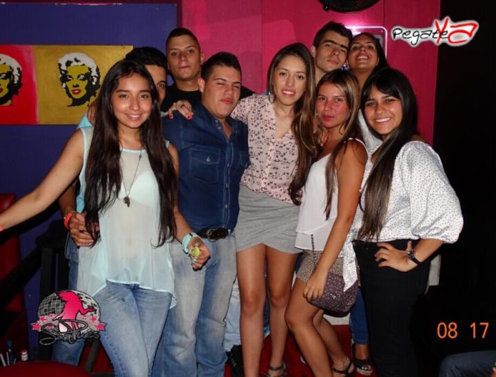 Foto 49 de Sam Puès Bar - Agosto 17 en Discoteca Sam Pues Medellin, Medellín
