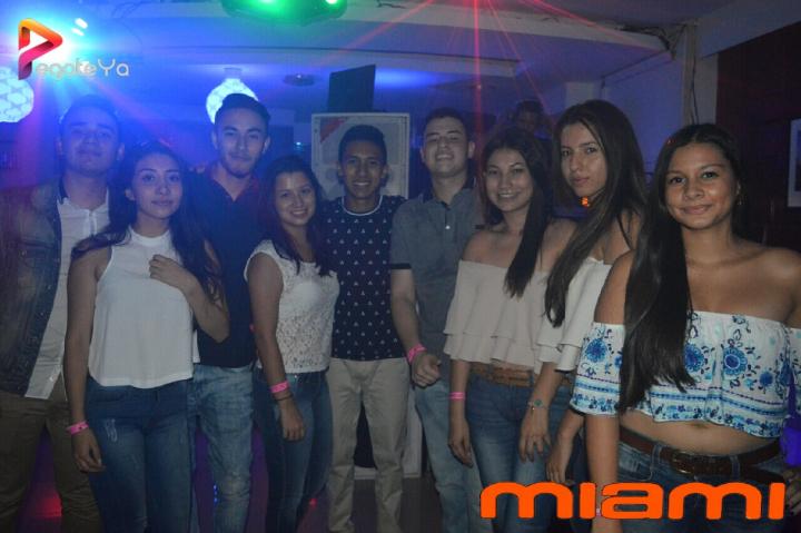 Foto 28 de Miami - 1er - 2do Fds Agosto 2016 en Miami Bar Cali, Cali