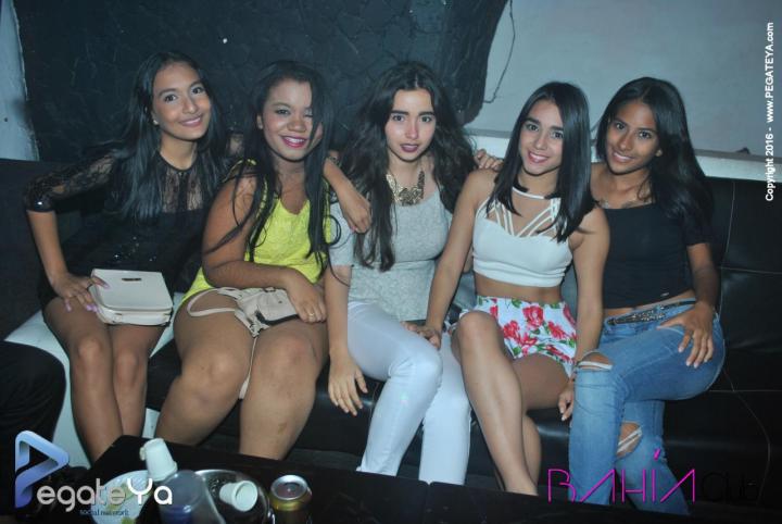 Foto 3 de Bahia Club 12 de Marzo de 2016 en bahia club, Cartagena