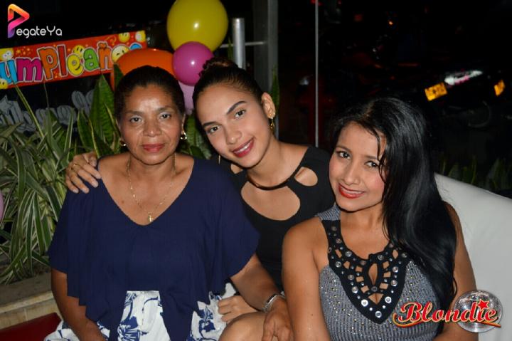 Foto 3 de Blondie - 1er Fds Mayo 2017 en Blondie Bar Cali, Cali