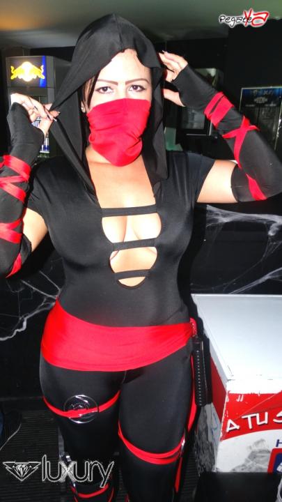Foto 7 de Luxury - Halloween 2014 en Discoteca Luxury Medellin, Medellín