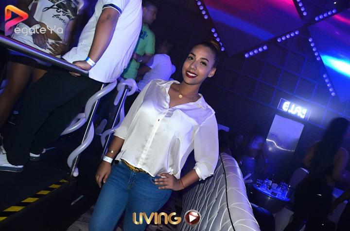 Foto 2 de Living - 3er Fds Agosto 2016 en Living Night Club, Cali