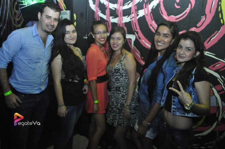 Foto 55 de El Manicomio sábado 06 de junio 2015 en Discoteca El Manicomio Bucaramanga, Bucaramanga