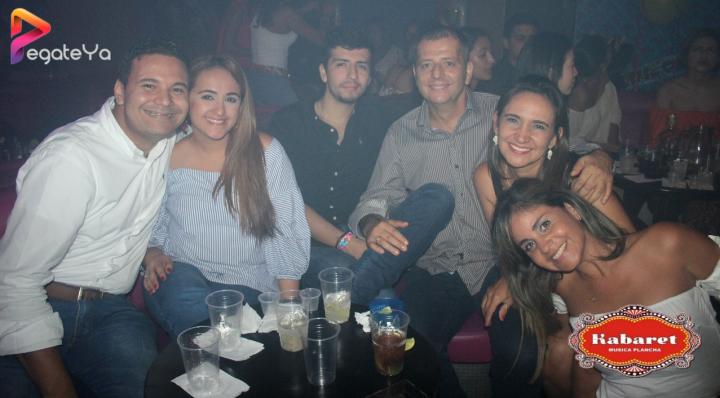 Foto 12 de Kabaret Bar - 1AMOR & AMISTAD Sept. 2016 en Kabaret - Granada, Cali