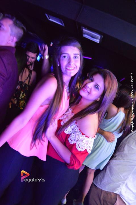 Foto 10 de PISO V - Viernes 15 de julio 2016 en Bar Piso V Bucaramanga, Bucaramanga
