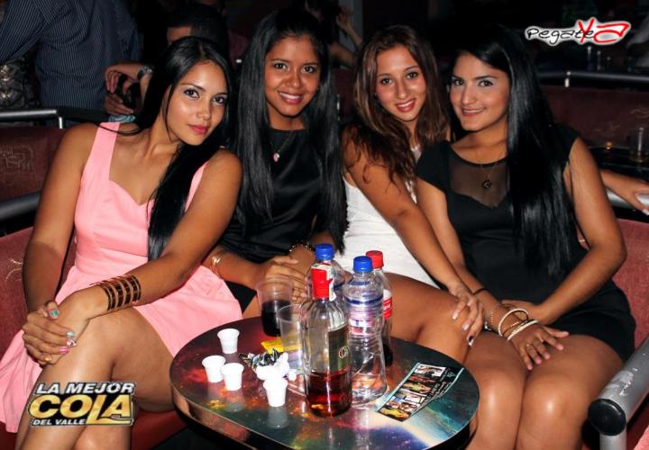 Foto 96 de La Mejor Cola del Valle 2014 ( Final ) en Space Menga, Cali