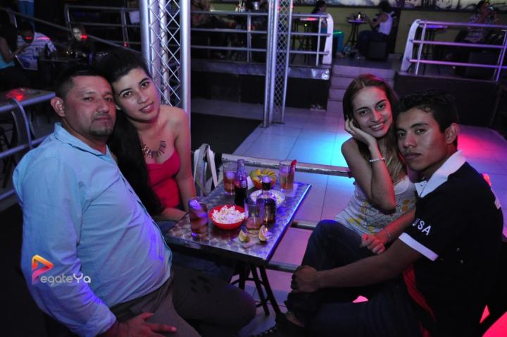 Foto 36 de New York sábado 18 de abril 2015 en Discoteca New York Bucaramanga, Bucaramanga
