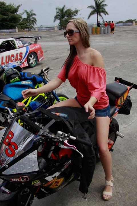 Foto 17 de Fotos de+Móvil Xtreme Drift II Parte en Johnny Castillo