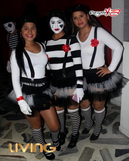 Foto 24 de Living Night Club - Halloween 2014 en Living Night Club, Cali