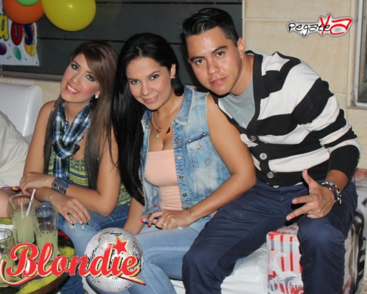 Foto 2 de Blondie - Viernes 14 de Nov 2014 en Blondie Bar Cali, Cali