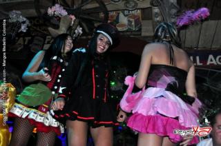 Foto 84 de Mangos Halloween 2011 en Discoteca Mangos Medellin, Medellín