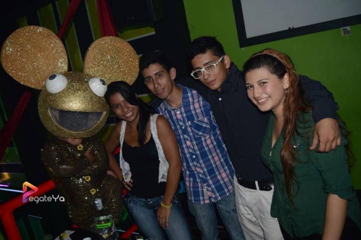 Foto 22 de El Manicomio sábado 27 de junio 2015 en Discoteca El Manicomio Bucaramanga, Bucaramanga