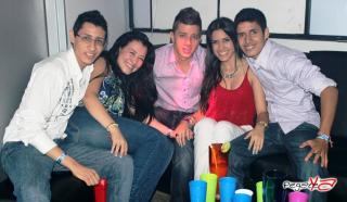 Foto 15 de Octubre 19 del 2013 en Babel / Barra Libre Cali, Cali
