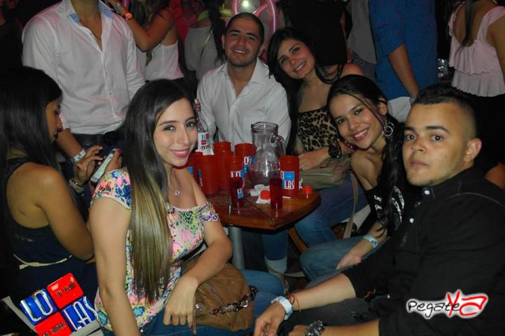 Foto 124 de Lolas - Alexis & Fido en Lolas Club Menga Cali, Cali
