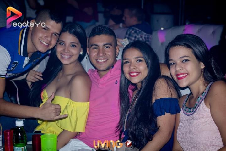 Foto 19 de Living Night Club - 5to fds Junio 2016 en Living Night Club, Cali
