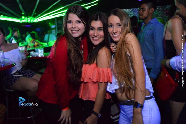 Foto 6 de PISO V - 12 marzo 2016 en Bar Piso V Bucaramanga, Bucaramanga