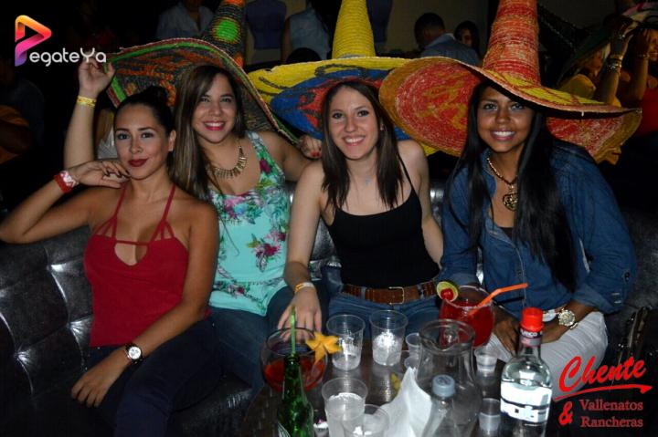 Foto 14 de Chente - 1er FDS Nov. 2015 en CHENTE Vallenatos y Rancheras, Cali