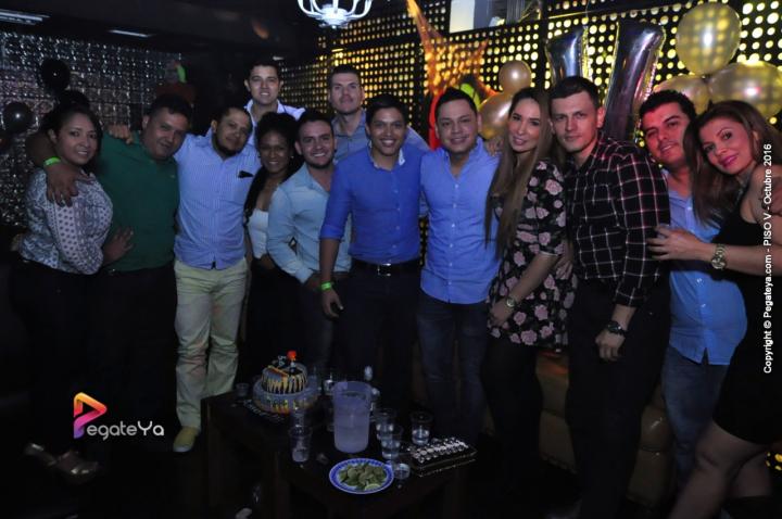 Foto 82 de PISO V - 29 Octubre 2016 en Bar Piso V Bucaramanga, Bucaramanga
